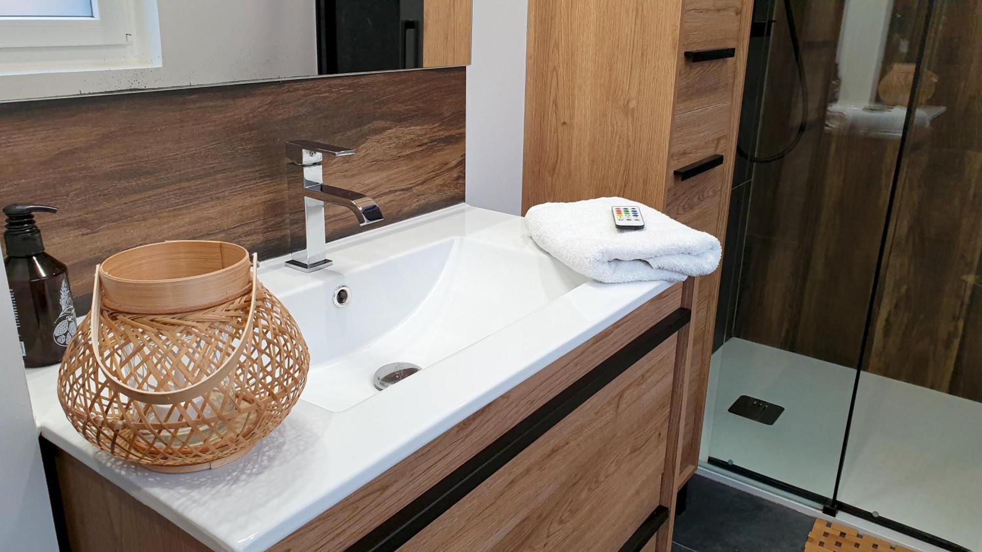 Gary Suite - Studio Cosy, Spa Et Jardin Privatif A 4 Min De Cambrai Awoingt Exterior photo