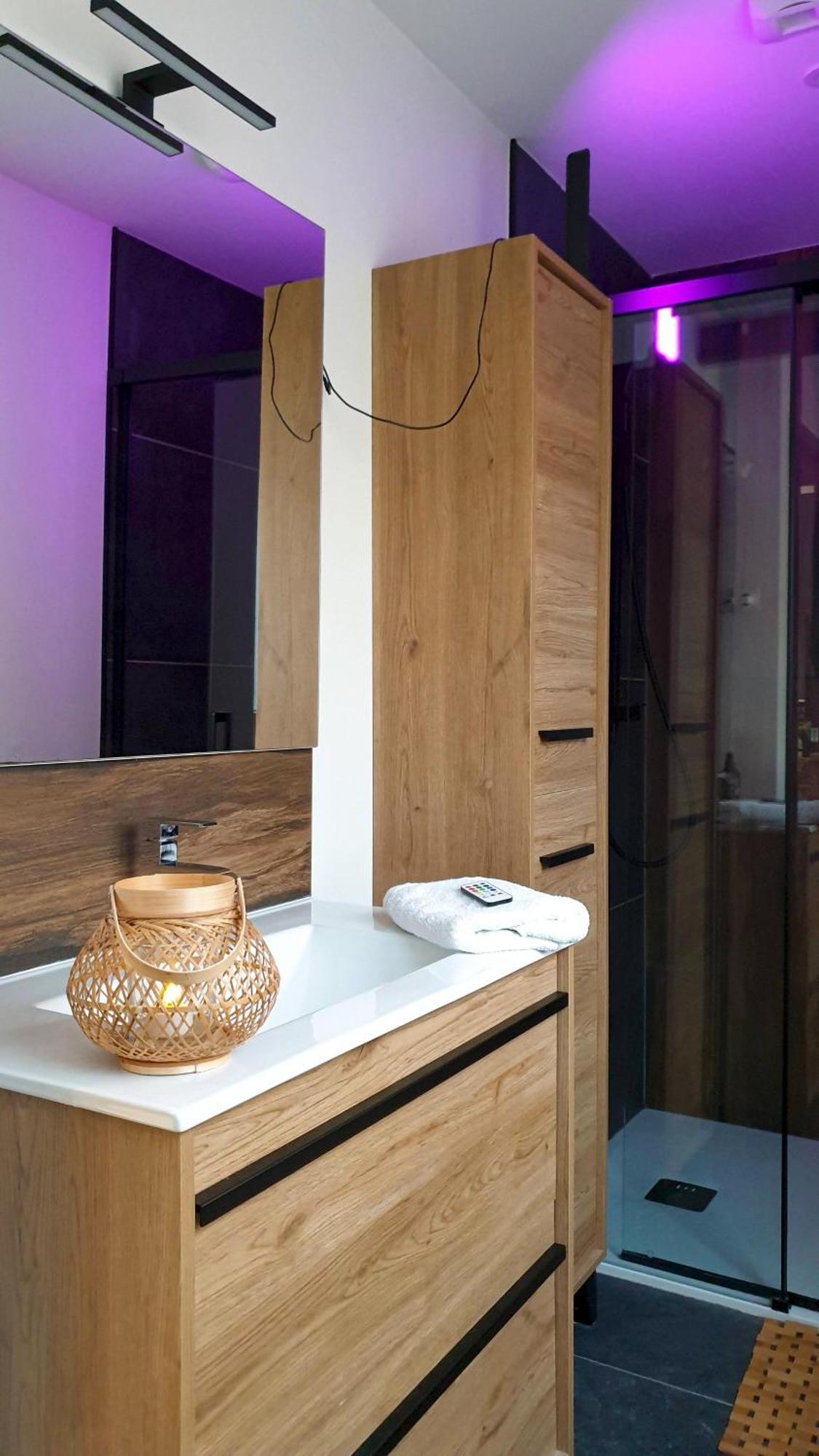 Gary Suite - Studio Cosy, Spa Et Jardin Privatif A 4 Min De Cambrai Awoingt Exterior photo